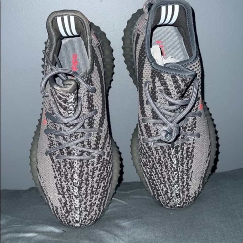 Adidas Yeezy Boost V2